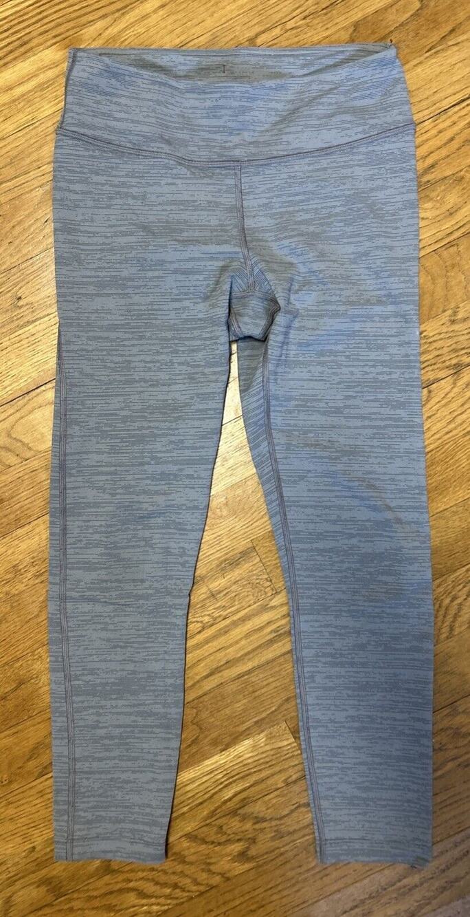 Women’s OUTDOOR VOICES Heather Gray Capri Leggings Size S *A1